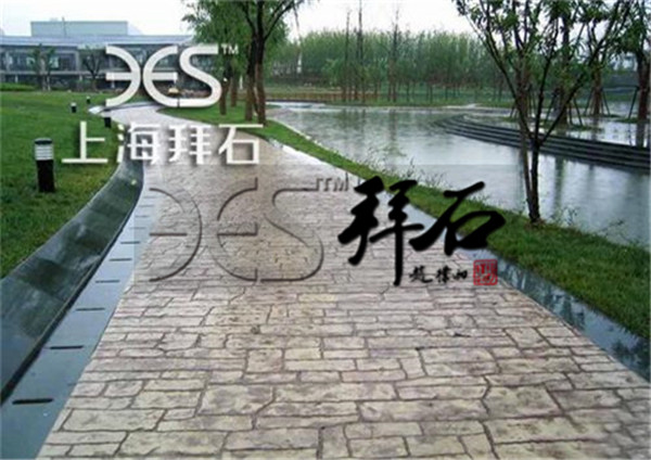 015bcf4a074f470bb72a44952148950c.jpg