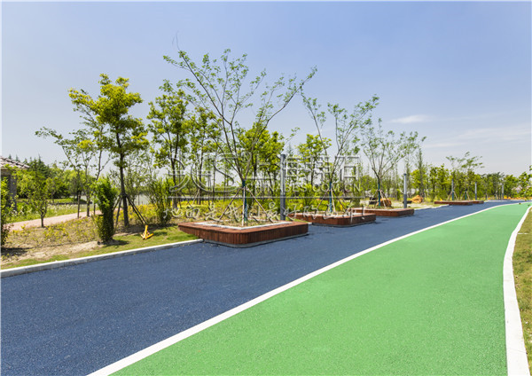 瀝青彩化路面